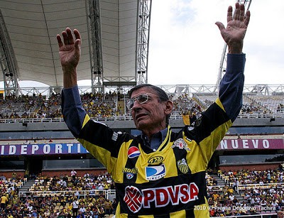 El legendario técnico uruguayo Walter "cata" Roque.